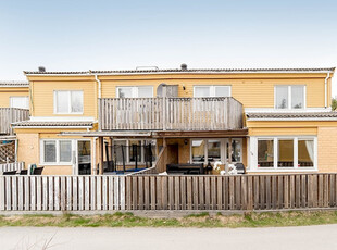 Terrace house - Rådjursvägen Tumba