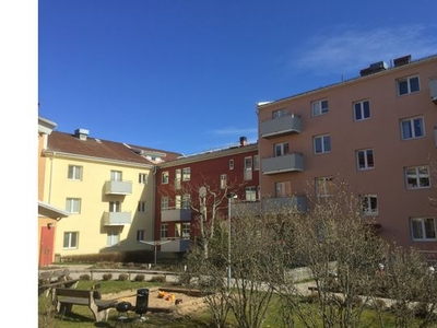 Hyr ett 5-rums lägenhet på 119 m² i Nässjö