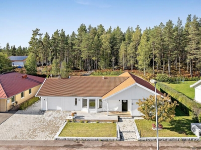 House - Slånbärsliden Karlstad