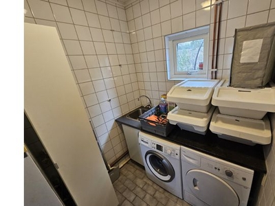 Hyr ett 5-rums hus på 133 m² i Tumba