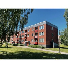 Hyr ett 4-rums lägenhet på 100 m² i Sundsvall