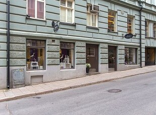 Drottninggatan 38