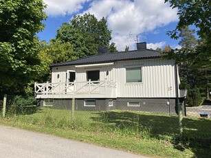 Täby, 3 rooms (174 m²)