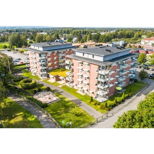 Hyr ett 2-rums lägenhet på 68 m² i Värnamo