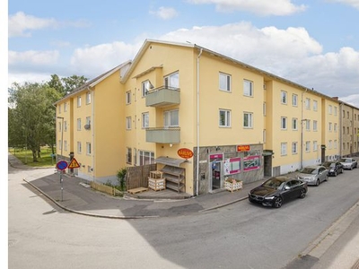 Hyr ett 2-rums lägenhet på 56 m² i Katrineholm