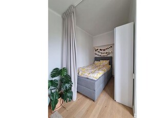 Hyr ett 1-rums hus på 27 m² i Stockholm