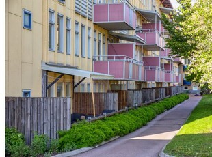 Hyr ett 3-rums lägenhet på 62 m² i Karlstad