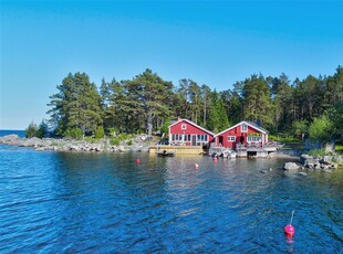 Sjöbod till salu på Södra Hamnskäret 2 i Hudiksvall - Mäklarhuset