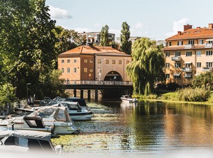 Lägenhet till salu på i Stockholm - Mäklarhuset