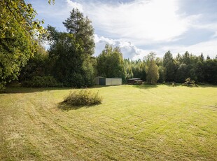 Tomt till salu på Lillhärmsta i Sundsvall - Mäklarhuset