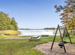 Villa till salu på Björköören 9 i Gräddö - Mäklarhuset