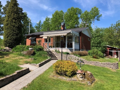 Friliggande villa - Finspång Östergötland