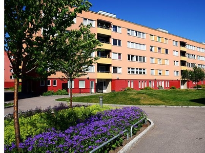 Hyr ett 2-rums lägenhet på 56 m² i Gävle