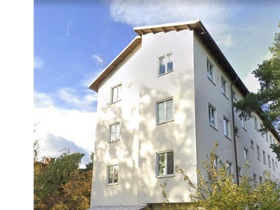 Hyr ett 2-rums hus på 54 m² i Stockholm