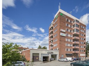 Hyr ett 2-rums lägenhet på 42 m² i Västerås