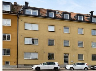 Hyr ett 4-rums lägenhet på 90 m² i Helsingborg