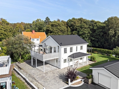 Friliggande villa - Askim Västra Götaland