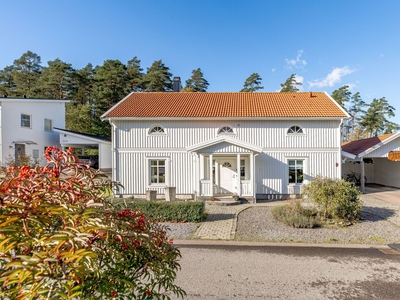 Friliggande villa - FALKENBERG Halland