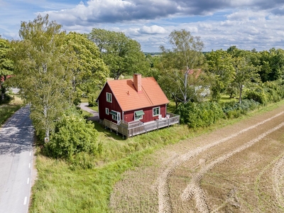 Friliggande villa - Vänge Uppsala