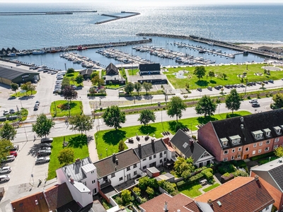 - Ystad Skåne