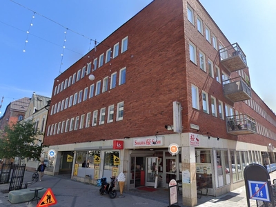 Drottninggatan 32