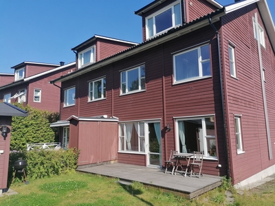 Duplex - Brukshundsvägen Sundbyberg