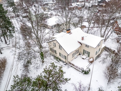 Friliggande villa - Saltsjö-Duvnäs Stockholm