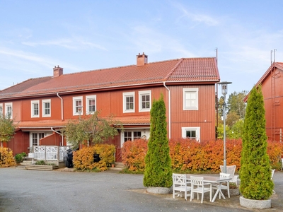 Friliggande villa - Täby Stockholm