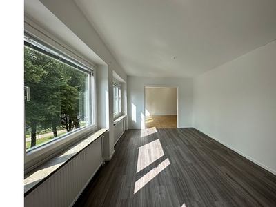 Hyr ett 5-rums lägenhet på 122 m² i Gävle