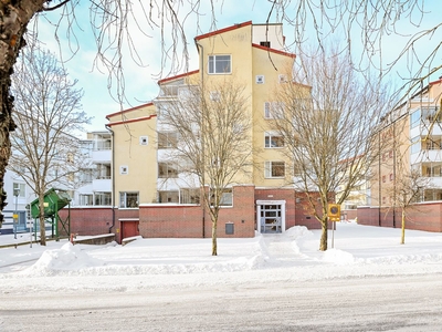 Bostadsrättslägenhet - Upplands Väsby Stockholm