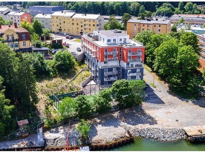 Hyr ett 2-rums hus på 44 m² i Södertälje