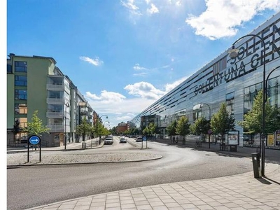 Hyr ett 4-rums lägenhet på 98 m² i Sollentuna