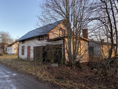 Villa till salu på Fagerlids petersberg 1 i Hova - Mäklarhuset