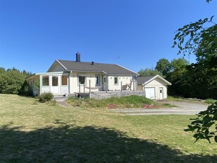 Villa till salu på Tyfta hages väg 3 i Bollebygd - Mäklarhuset