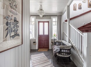 Villa till salu på Villagatan 10 i Kungsör - Mäklarhuset