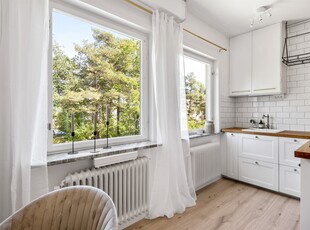 Lägenhet till salu på Kinnekullevägen 38 i Bromma - Mäklarhuset