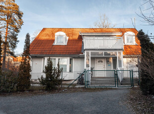 Duplex - Gnejsvägen Huddinge