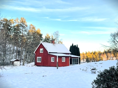 Cottage - Ängstugan MÖRKÖ