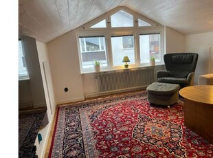 Hyr ett 6-rums hus på 234 m² i Stockholm