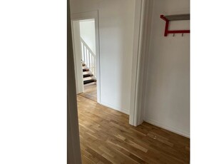 Hyr ett 2-rums lägenhet på 60 m² i Helsingborg