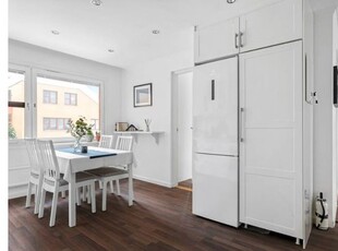 Hyr ett 2-rums lägenhet på 62 m² i Stockholm