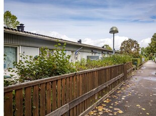 Hyr ett 3-rums lägenhet på 73 m² i Anderstorp