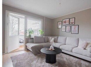 Hyr ett 4-rums lägenhet på 74 m² i Stockholm