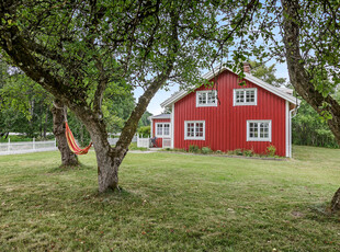 Villa till salu på Östadsvägen 331 i Sjövik - Mäklarhuset