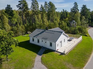 House - Höjdvägen Katrineholm