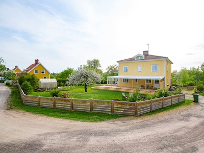 Friliggande villa - Surahammar Västmanland