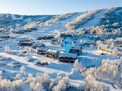 Perfekt planerad lägenhet med bastu och kamin i bästa Ramundberget