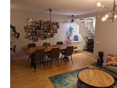 Hyr ett 5-rums hus på 118 m² i Partille