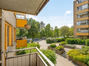 Lägenhet till salu på Gröngölingsgatan 5 i Solna - Mäklarhuset