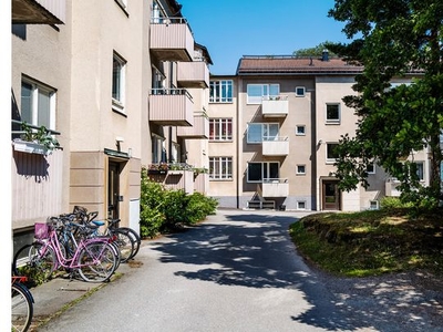 Hyr ett 2-rums lägenhet på 57 m² i Stockholm